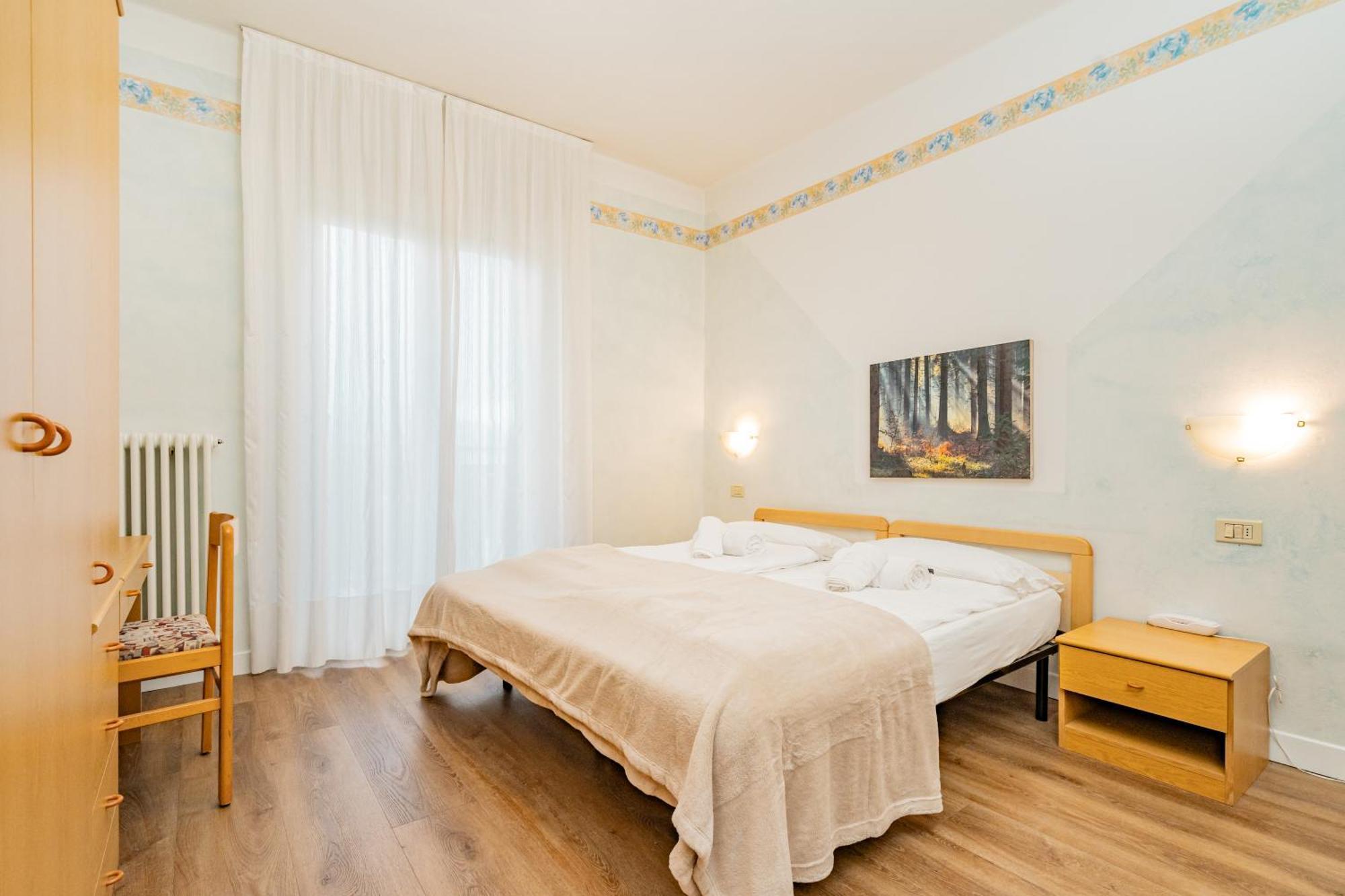 Hotel Europa โมลเวโน ภายนอก รูปภาพ